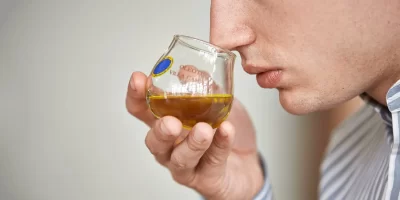 بوییدن روغن زیتون